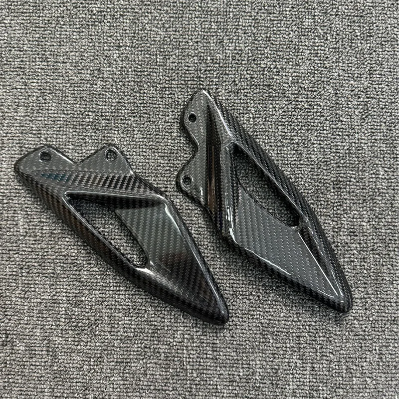 สำหรับ Triumph Street Triple 6 - Crepe Pan Carbon บทวิจารณ์และราคา